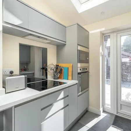 4 Bed In Oc-lr023 安布尔塞德