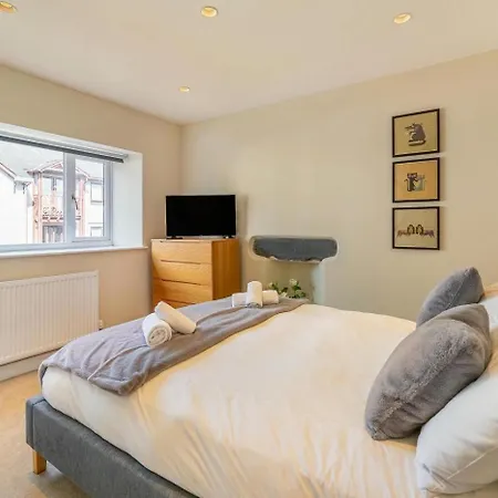 4 Bed In Oc-lr023 度假居 *